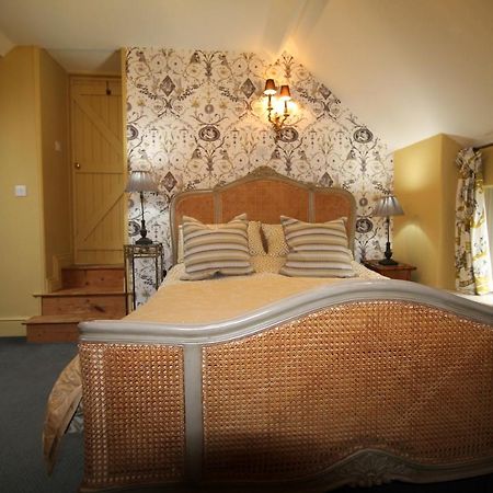 Вилла The Coach House Уитби Экстерьер фото